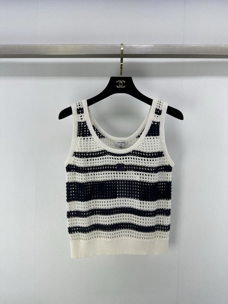 Sophisticated Chanel Vest 109600