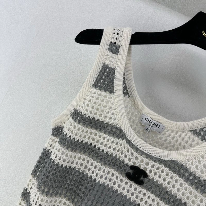 Chanel Vest Sleek 109601