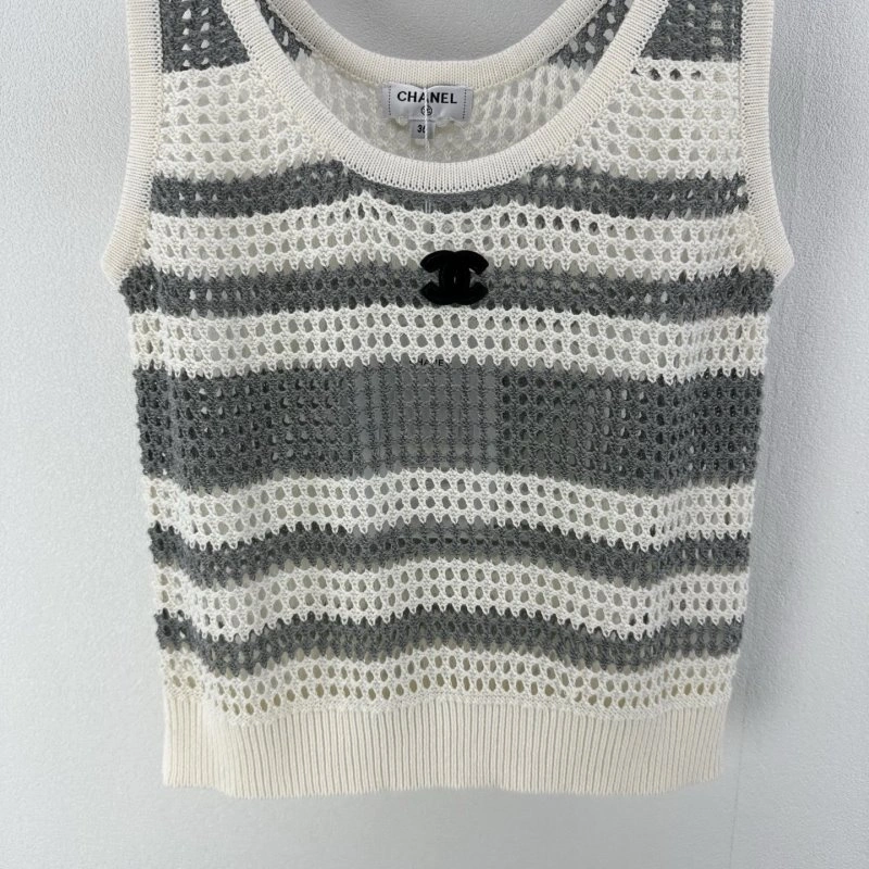 Chanel Vest Sleek 109601