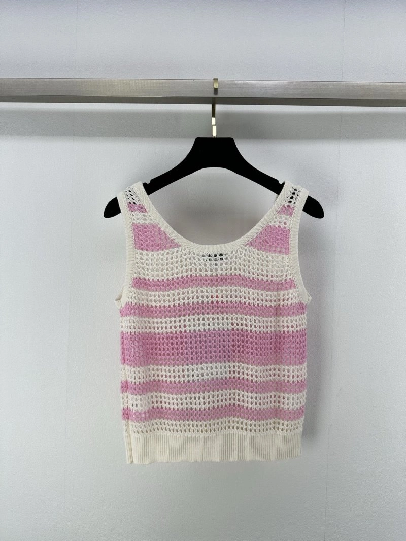 UrbanChic Chanel Vest 109599