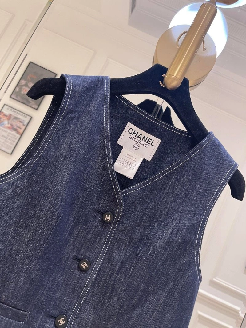 Chanel Vest Supportive 109597