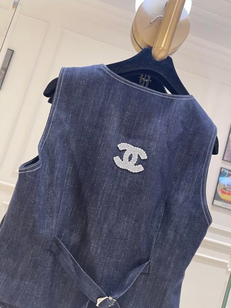 Chanel Vest Supportive 109597