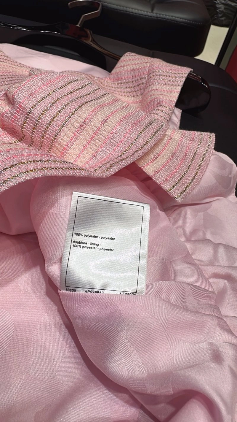 Contemporary Chanel Vest 109569
