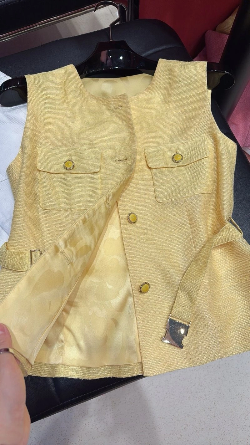 Chanel Vest FashionForward 109588