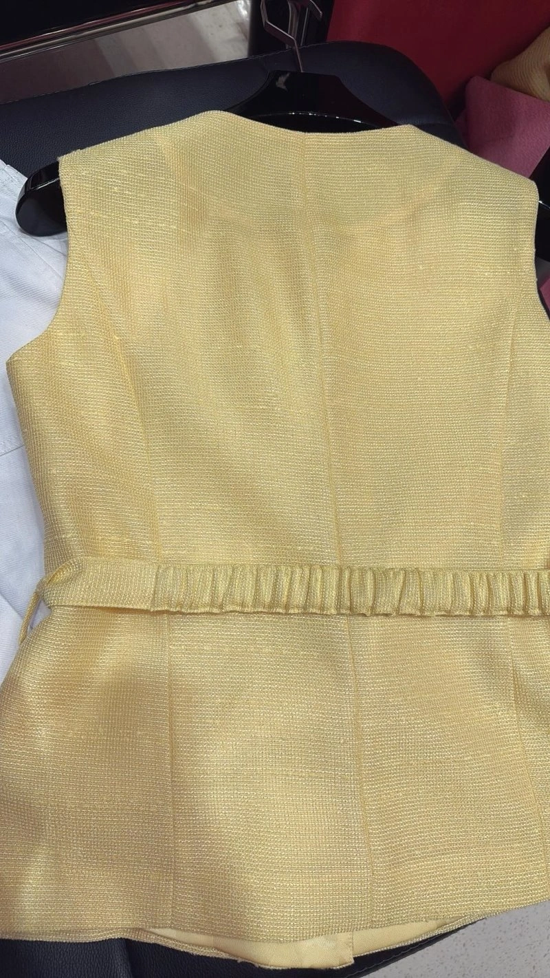 Chanel Vest FashionForward 109588