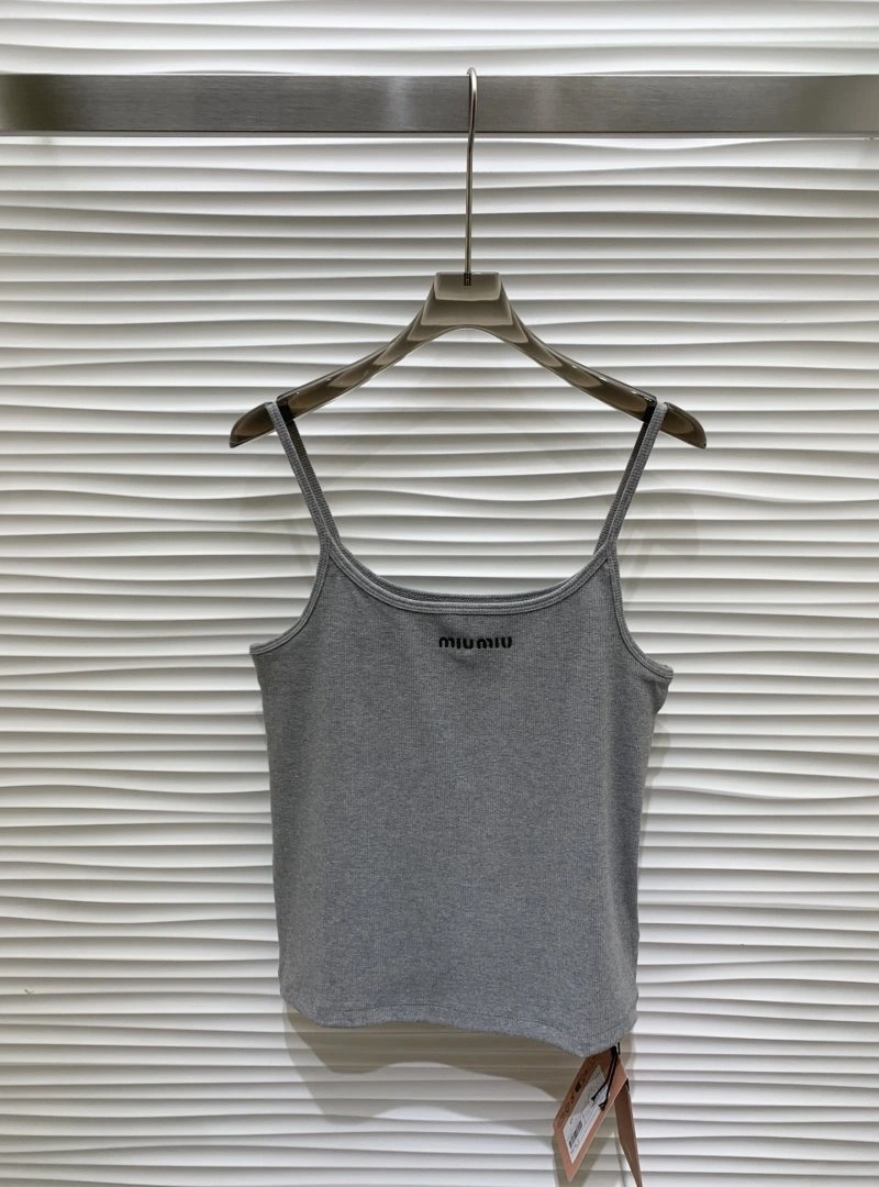 Sophisticated Chanel Vest 109579