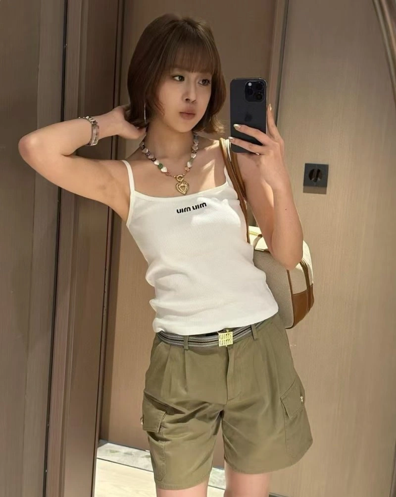 Chanel Vest Upgraded 109589
