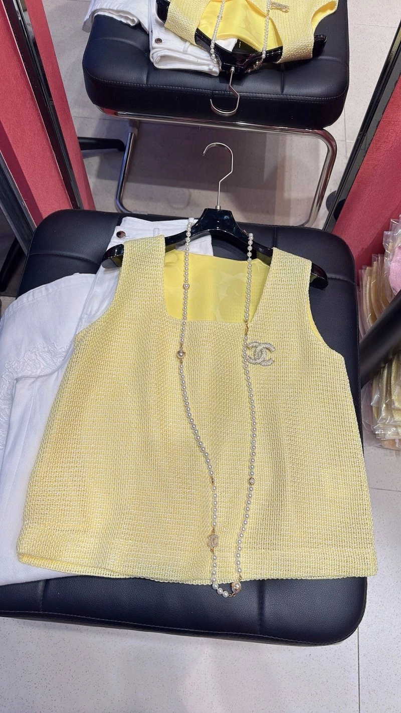 Chanel Vest MoistureWicking 109555
