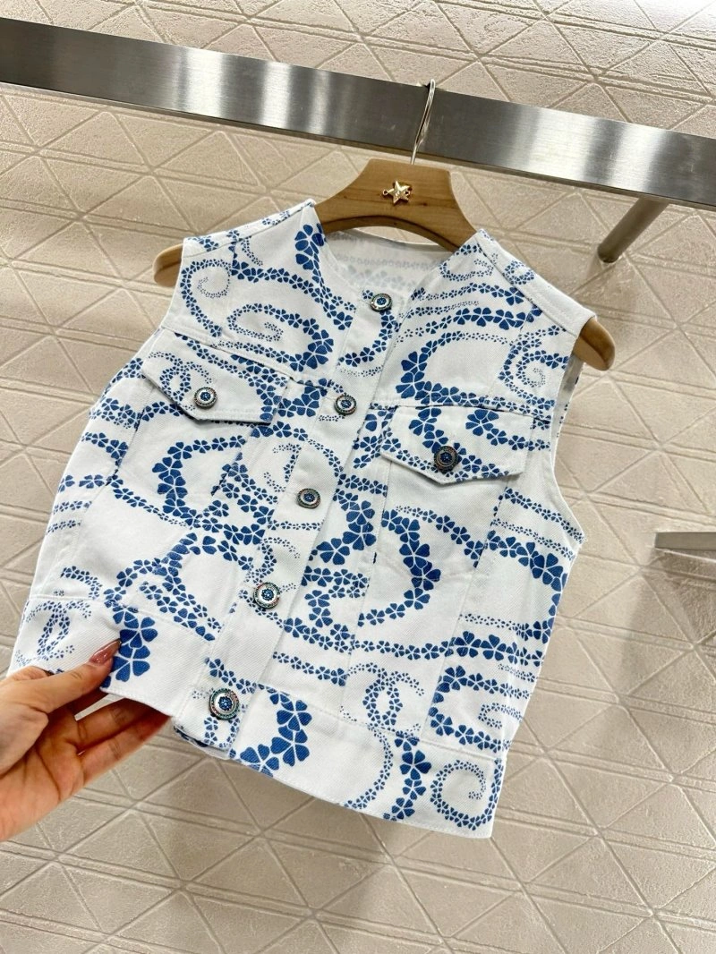 Chic Chanel Vest 109553