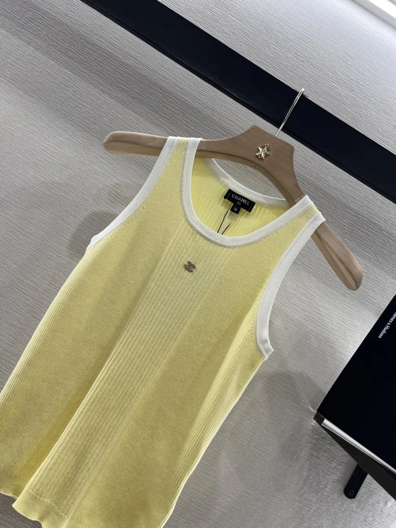 Sustainable Chanel Vest 109538