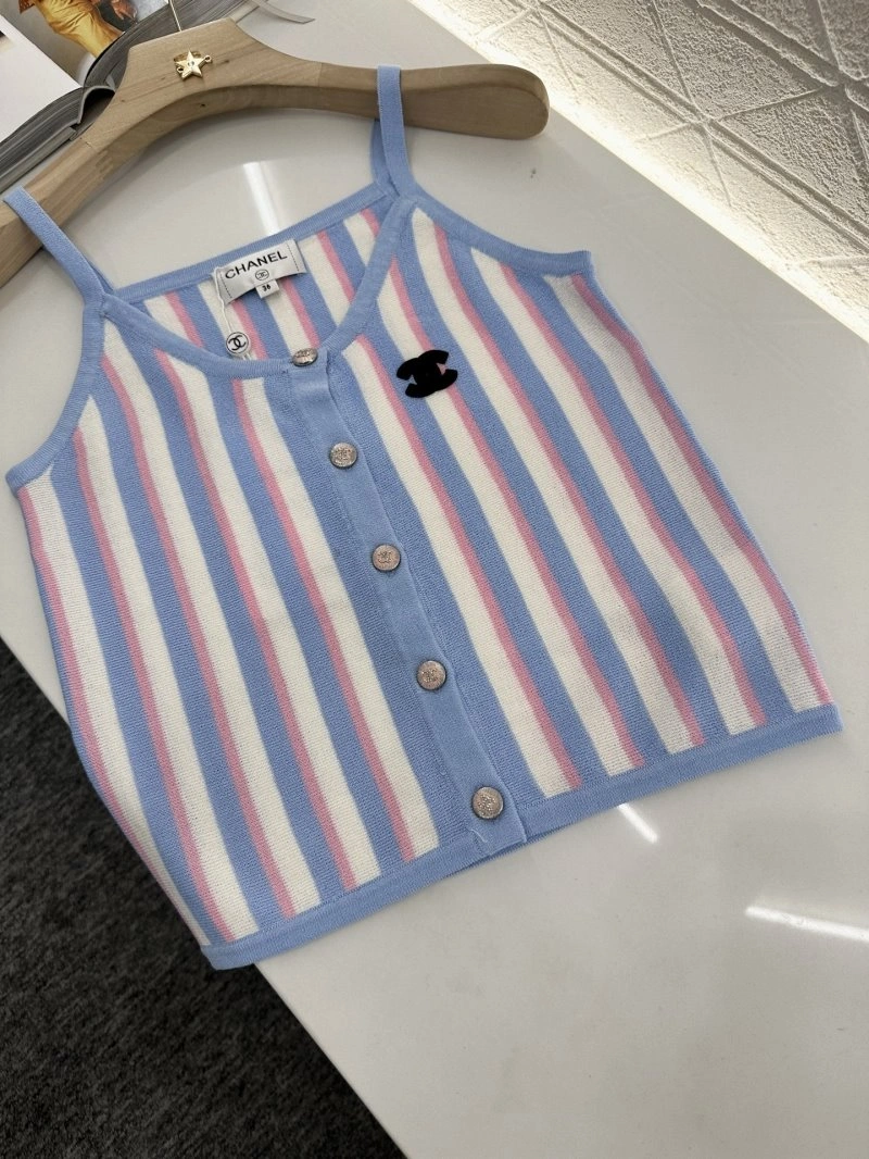 Minimalist Chanel Vest 109410