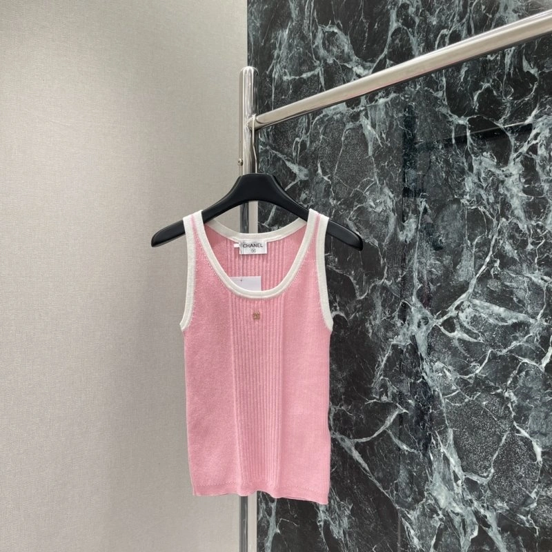 Trendsetting Chanel Vest 109386