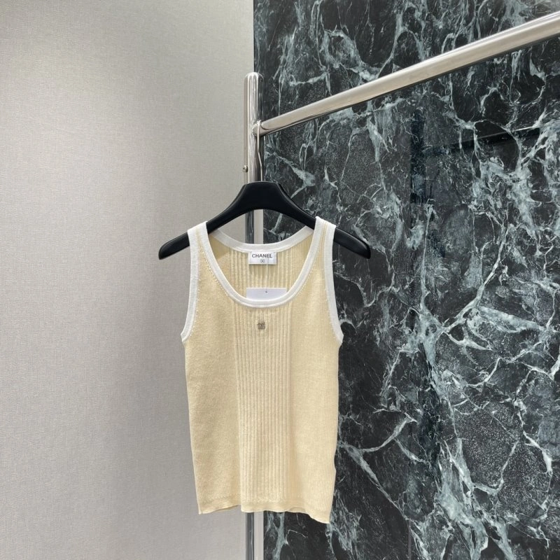 Trendsetting Chanel Vest 109386