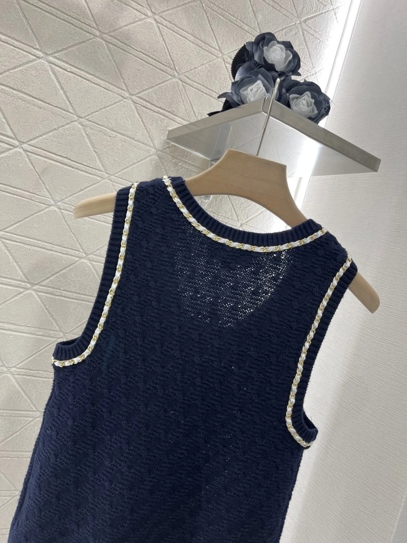 TechFriendly Chanel Vest 109385
