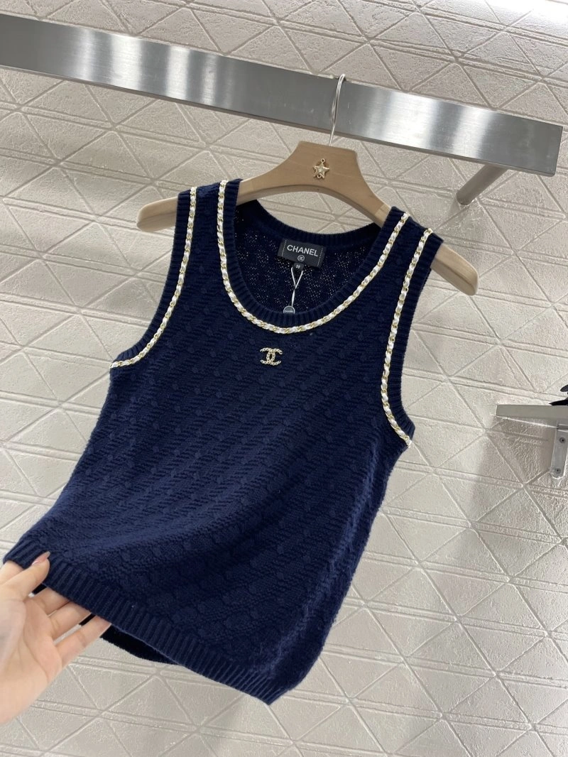 TechFriendly Chanel Vest 109385