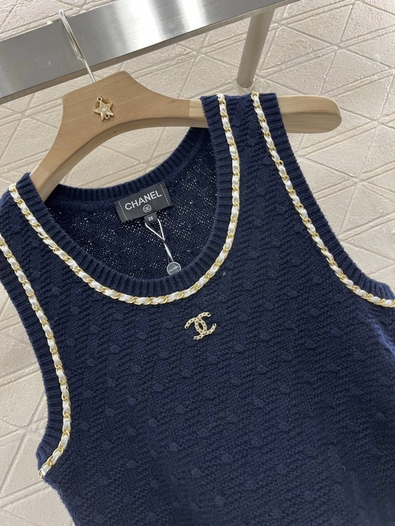 TechFriendly Chanel Vest 109385