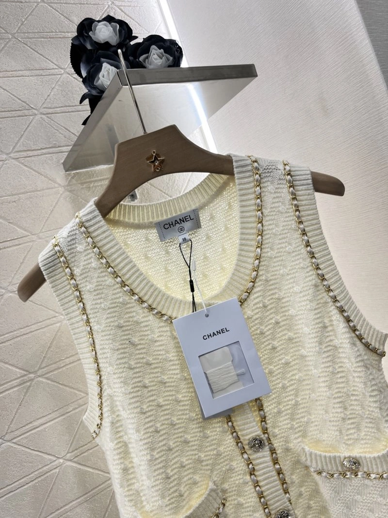 Bright Chanel Vest 109388