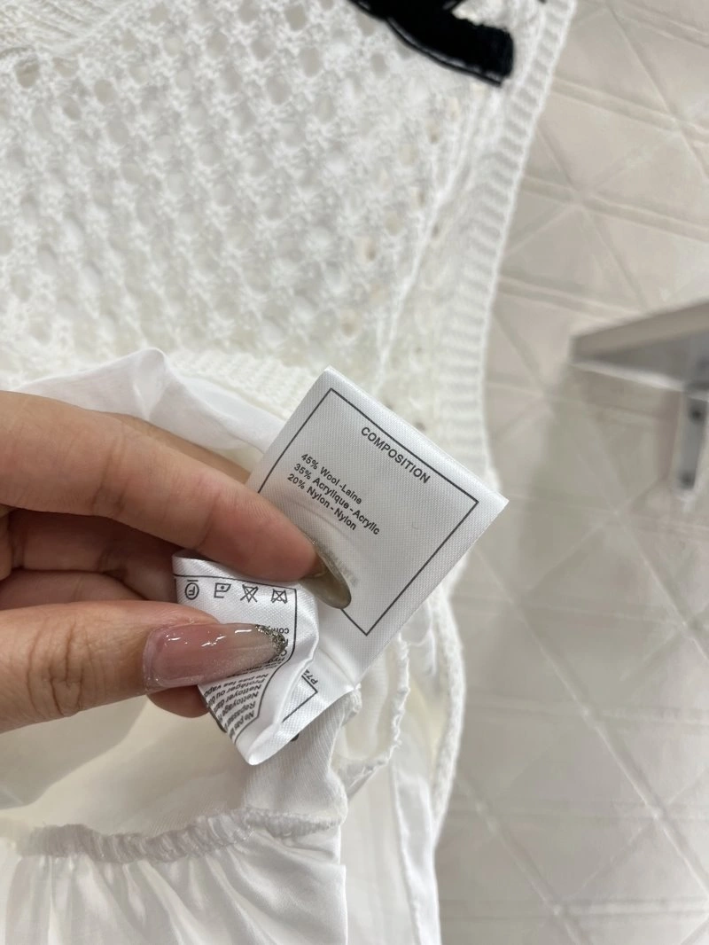 Chanel Vest ZeroBulk 109382