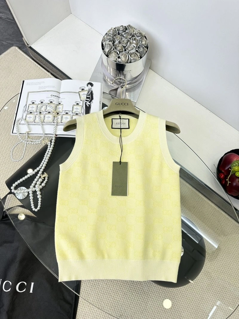 WeatherProof Chanel Vest 109381