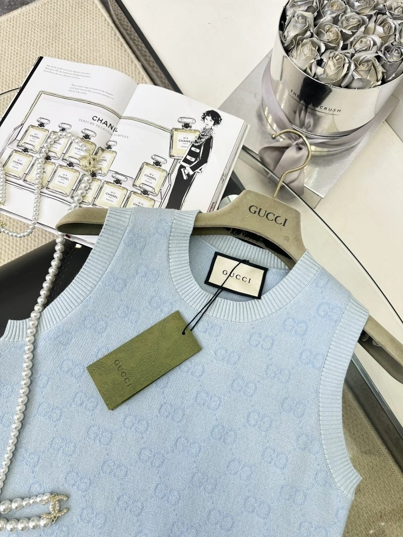 WeatherProof Chanel Vest 109381