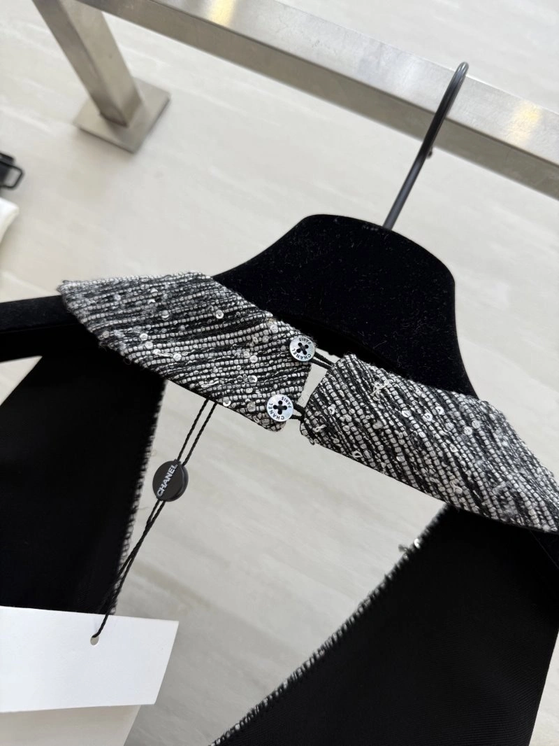 Chanel Vest Supportive 109379