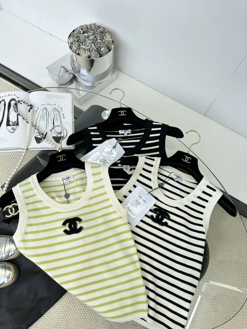 Chanel Vest UrbanChic 109375