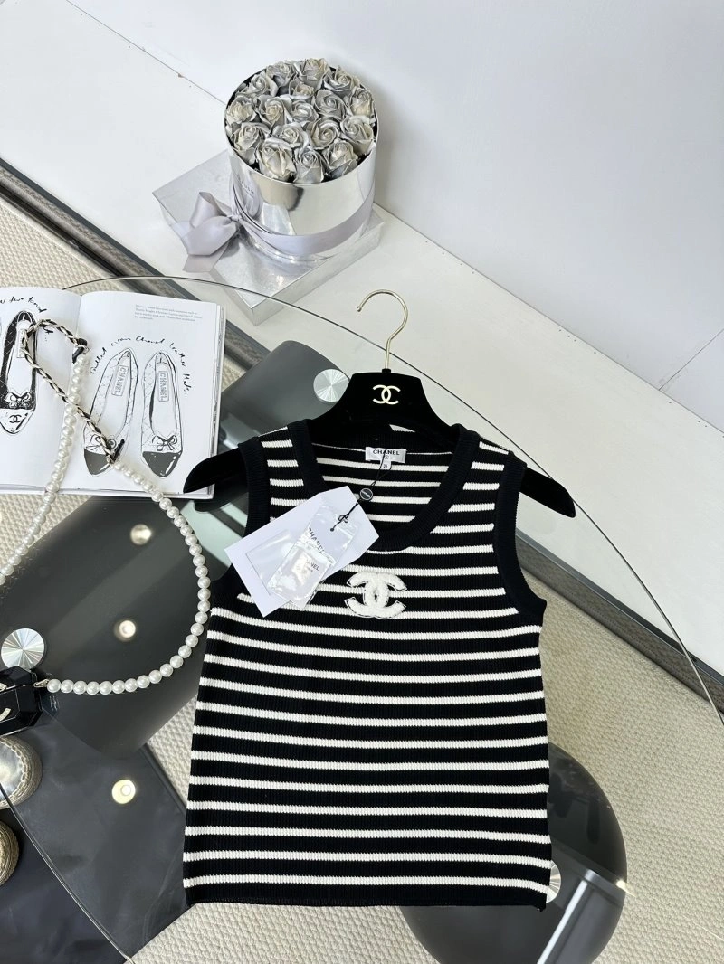 Chanel Vest UrbanChic 109375