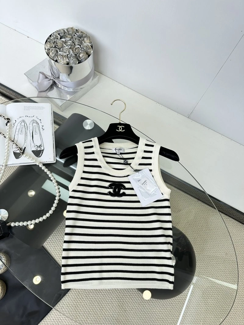 Chanel Vest UrbanChic 109375