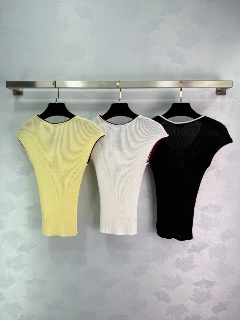 Chanel Vest Stretchable 109364