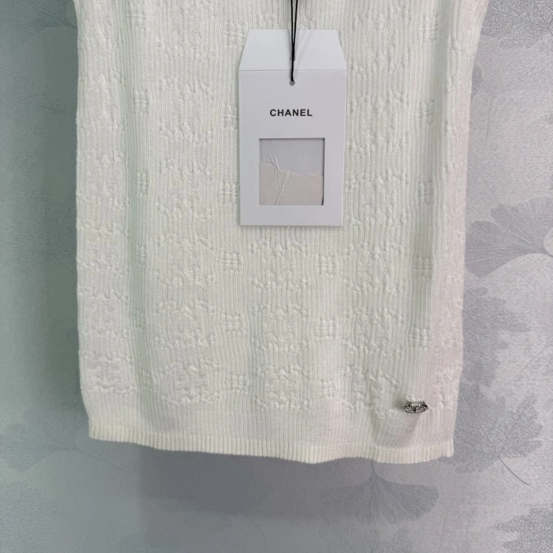 Chanel Vest Lightweight 109370