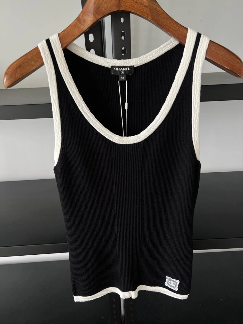 Chanel Vest Affordable 109360