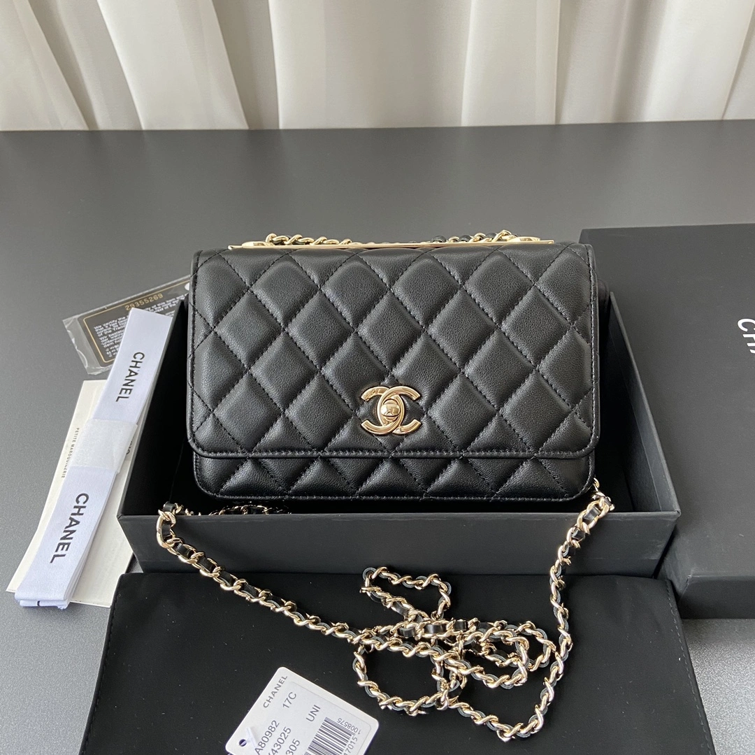 Contemporary Chanel WOC Bags 56433