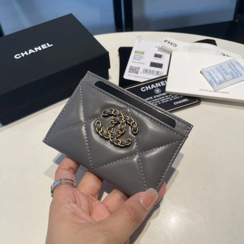 Refined Chanel Wallet Purse 69077