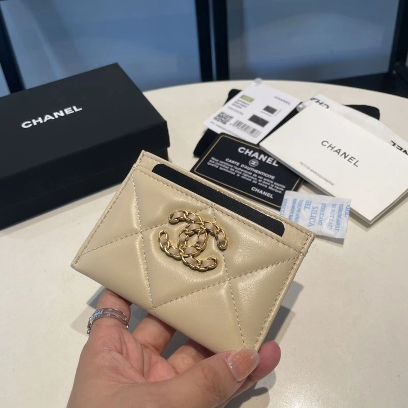 Chanel Wallet Purse Sporty 69060