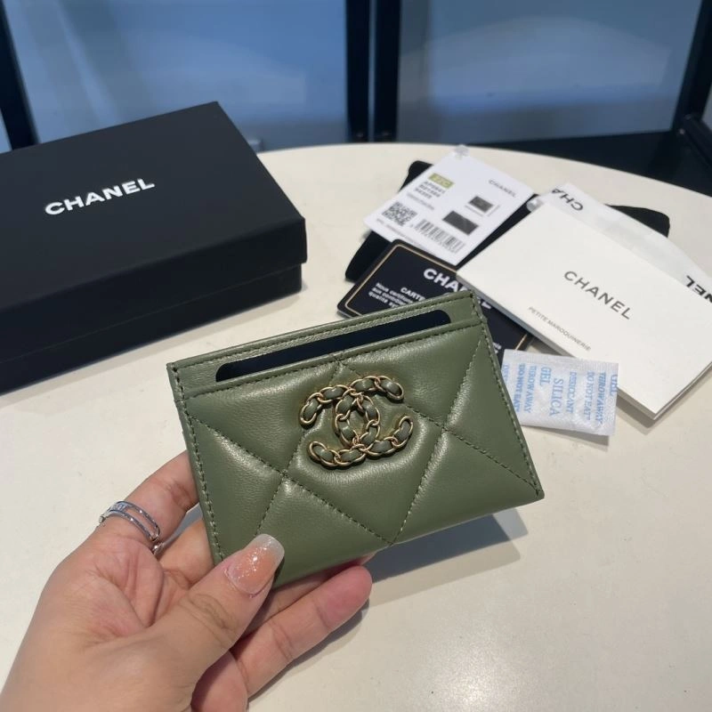 Bold Chanel Wallet Purse 69050