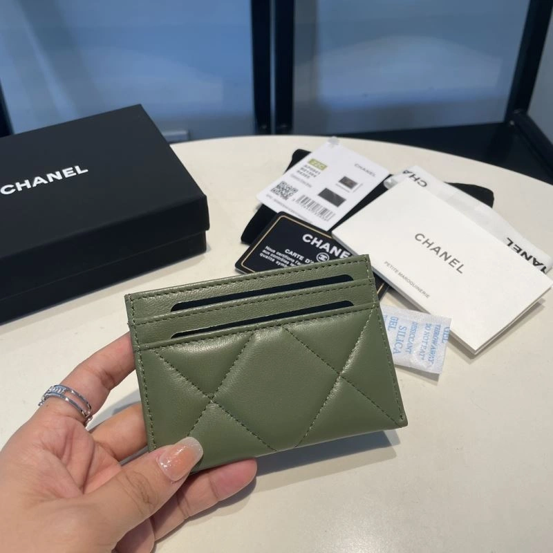 Bold Chanel Wallet Purse 69050