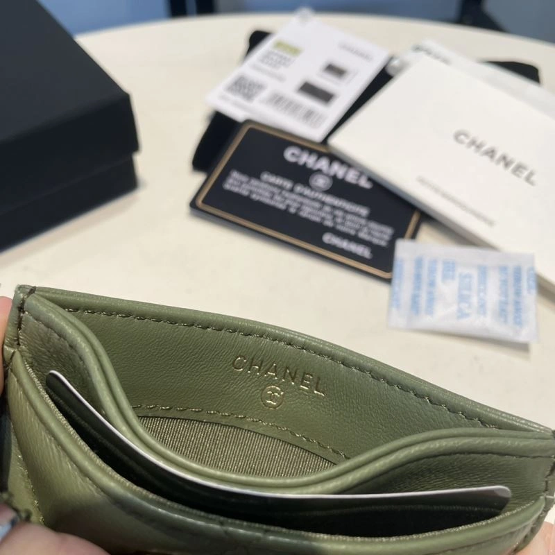 Bold Chanel Wallet Purse 69050