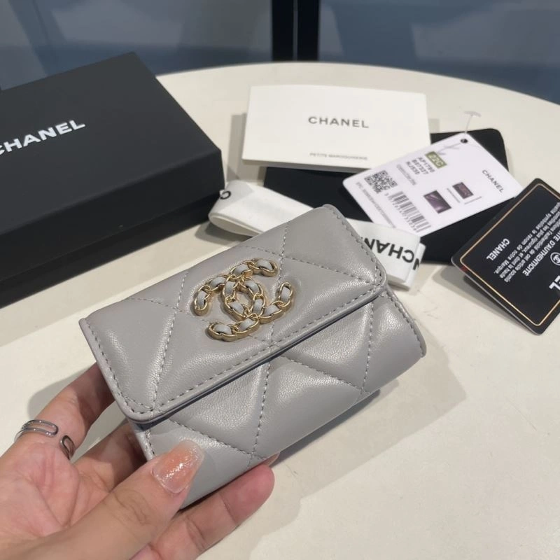 Compact Chanel Wallet Purse 69034