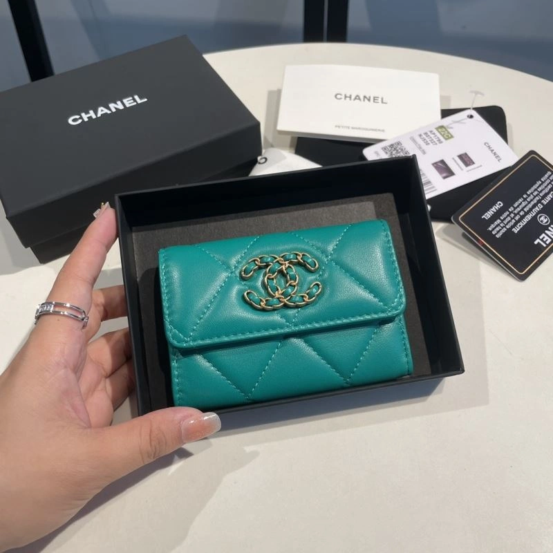Chanel Wallet Purse Snug 69031