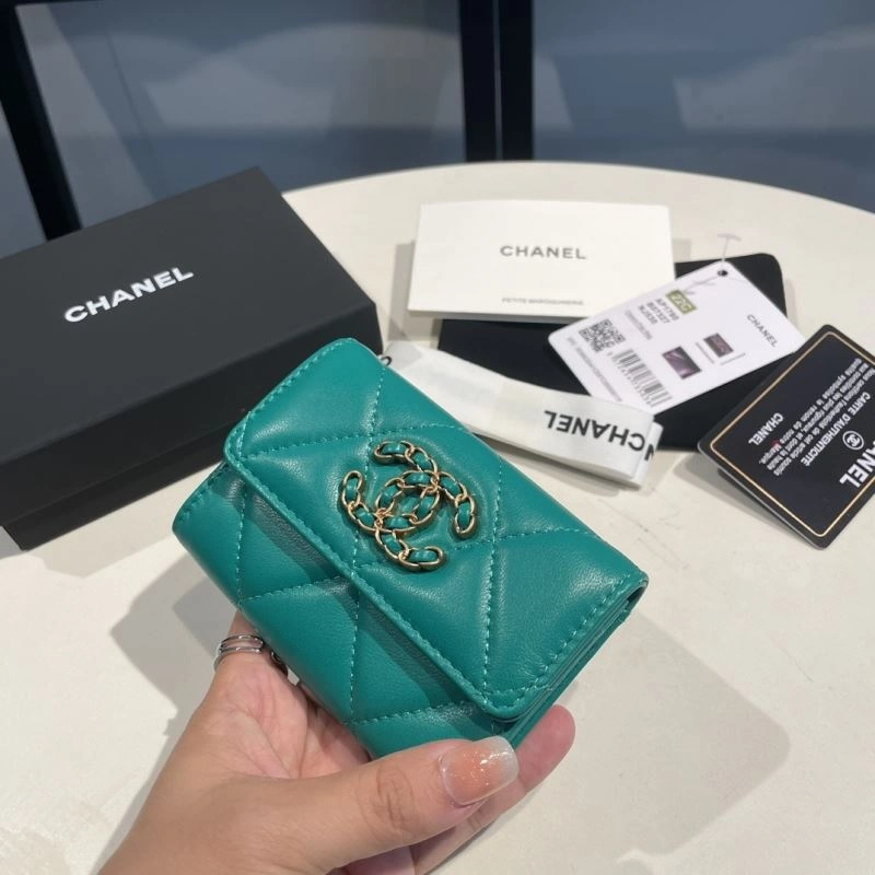 Chanel Wallet Purse Snug 69031