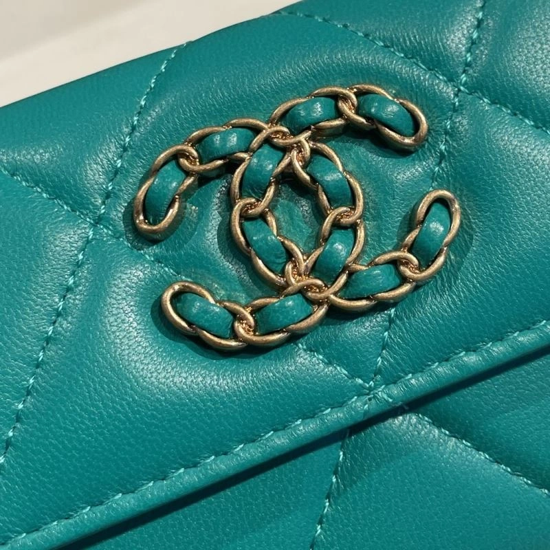 Chanel Wallet Purse Snug 69031