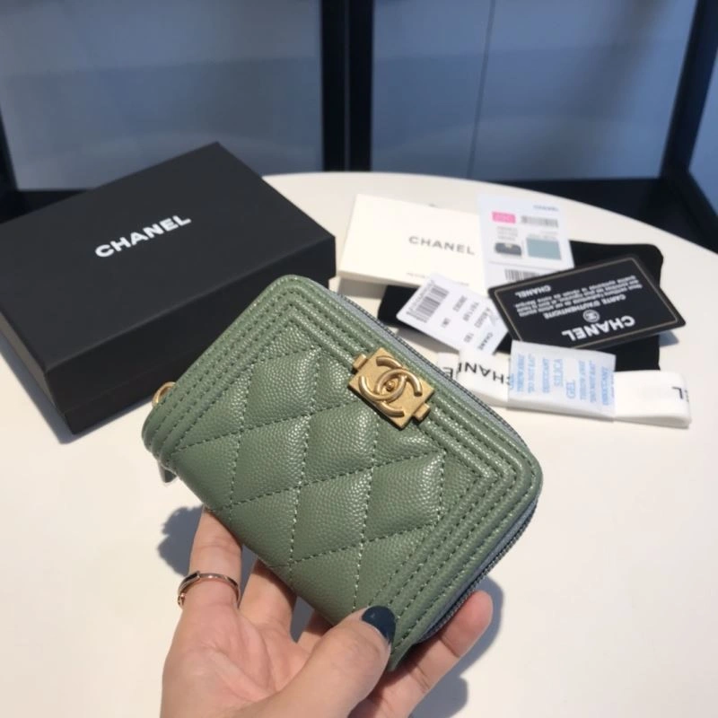 Chanel Wallet Purse Bold 68961