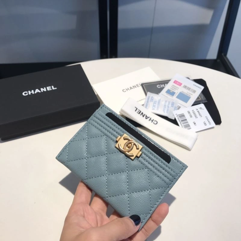 Versatile Chanel Wallet Purse 68999