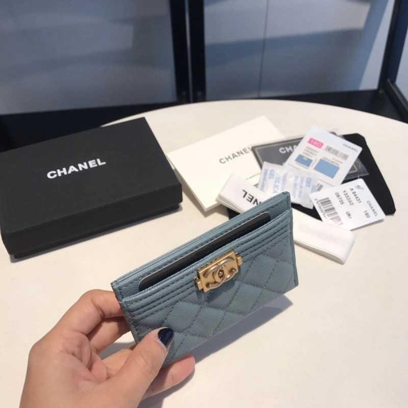 Versatile Chanel Wallet Purse 68999