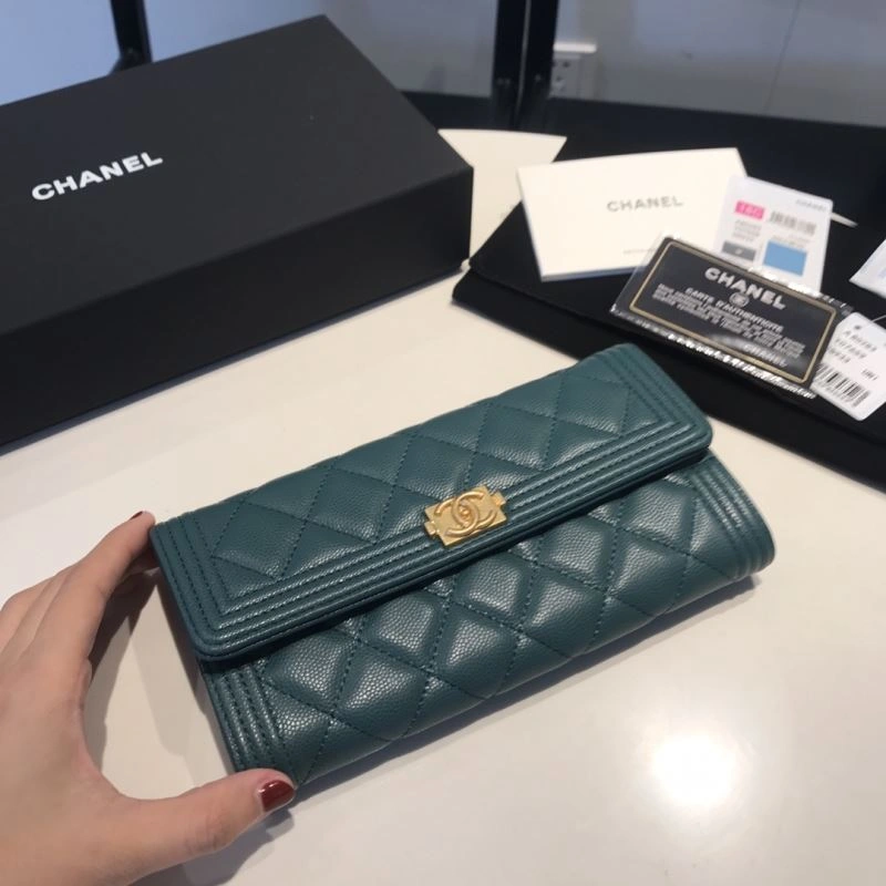 Sporty Chanel Wallet Purse 68982