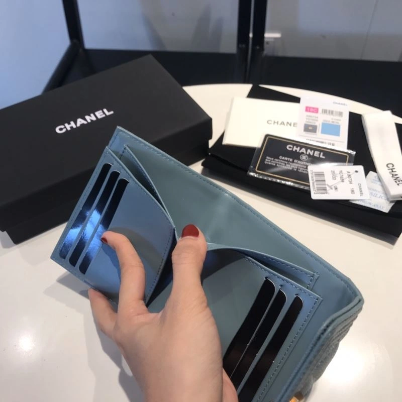 Chanel Wallet Purse MoistureWicking 68915