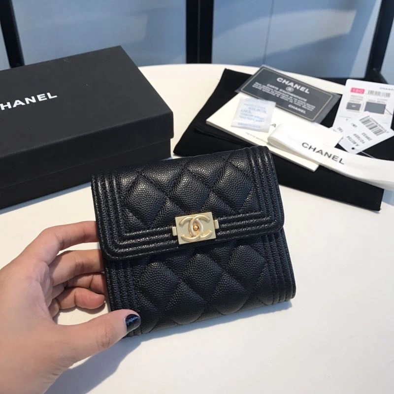 Chanel Wallet Purse UrbanChic 68921