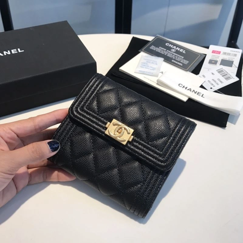 Chanel Wallet Purse UrbanChic 68921