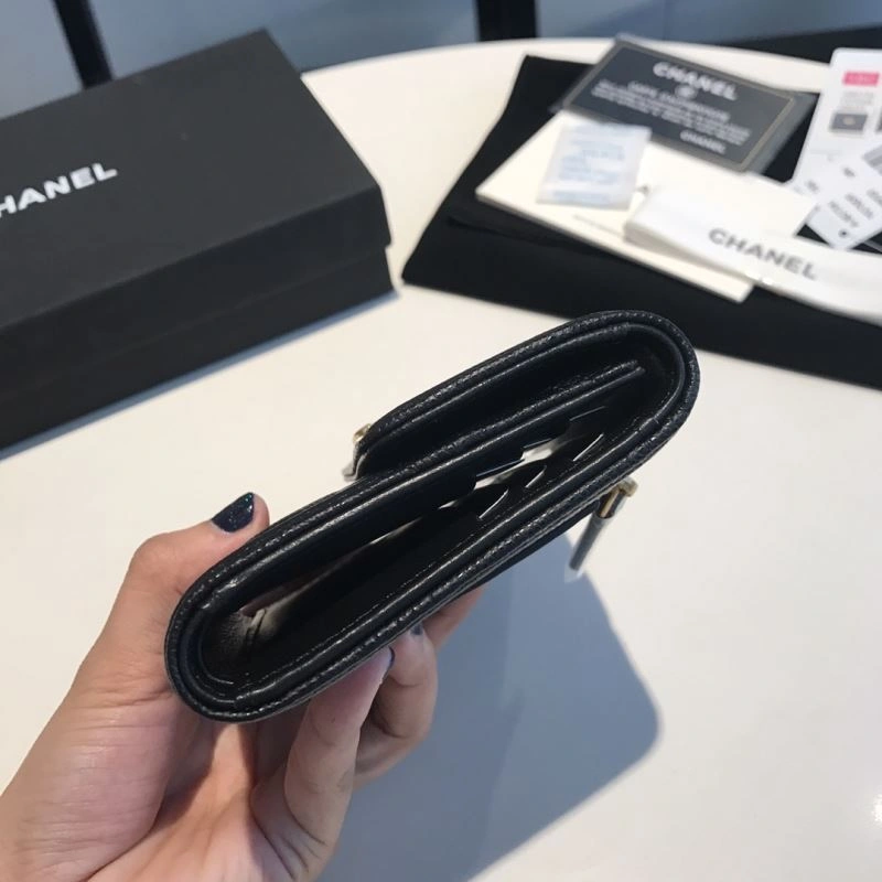 Chanel Wallet Purse UrbanChic 68921