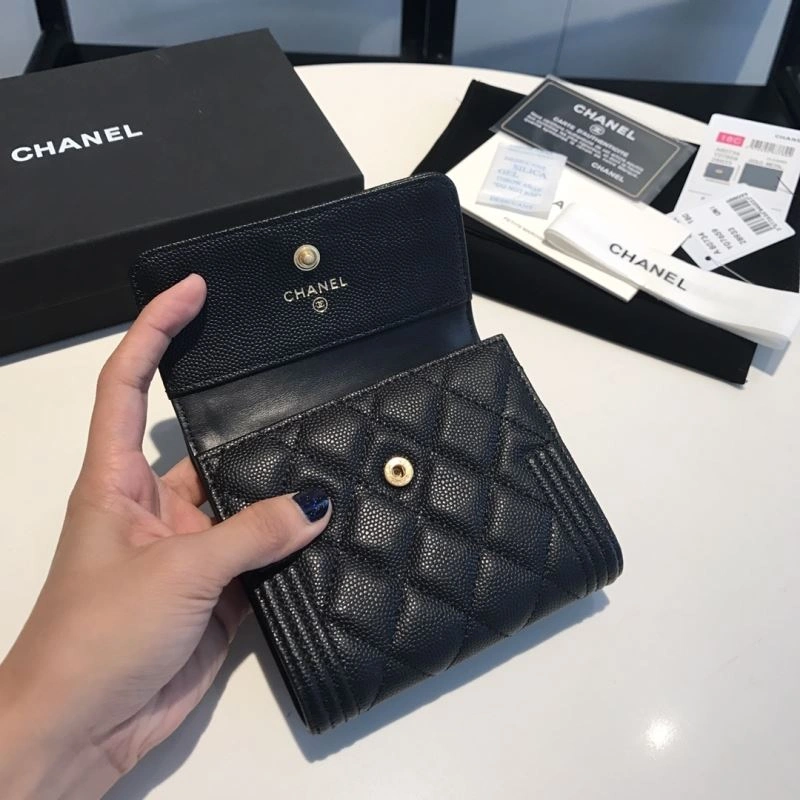 Chanel Wallet Purse UrbanChic 68921